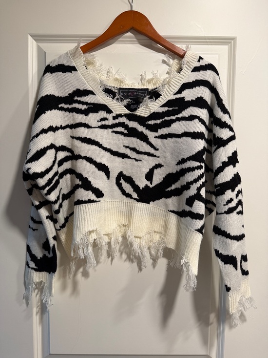 Polly & Esther Sweaters - Polly & Esther Black and White Zebra V-Neck Sweater
